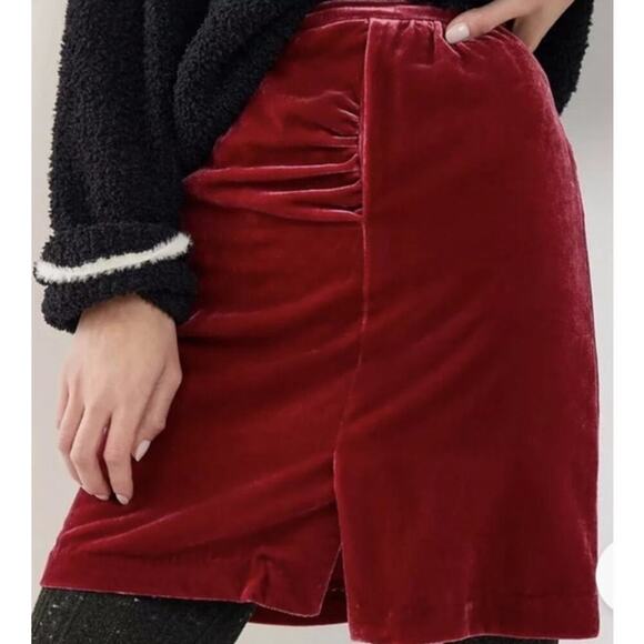 Anthropologie Women's 2 Skirt Monte Velvet Mini Raspberry Red Slit Knee Length - Picture 3 of 10
